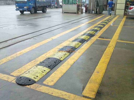 選擇恒則遠交通設施，享受優質優惠的陜西減速帶